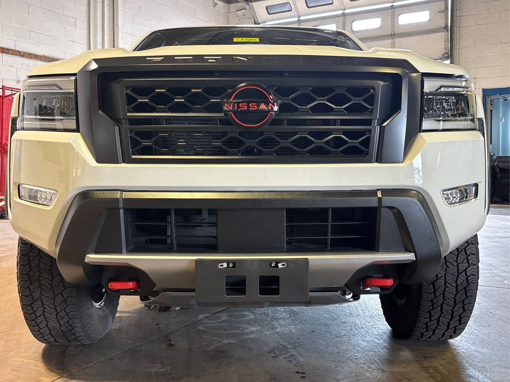 Used 2022 Nissan Frontier PRO-4X w/ Off-Road Protection Package AWD/4WD image 13