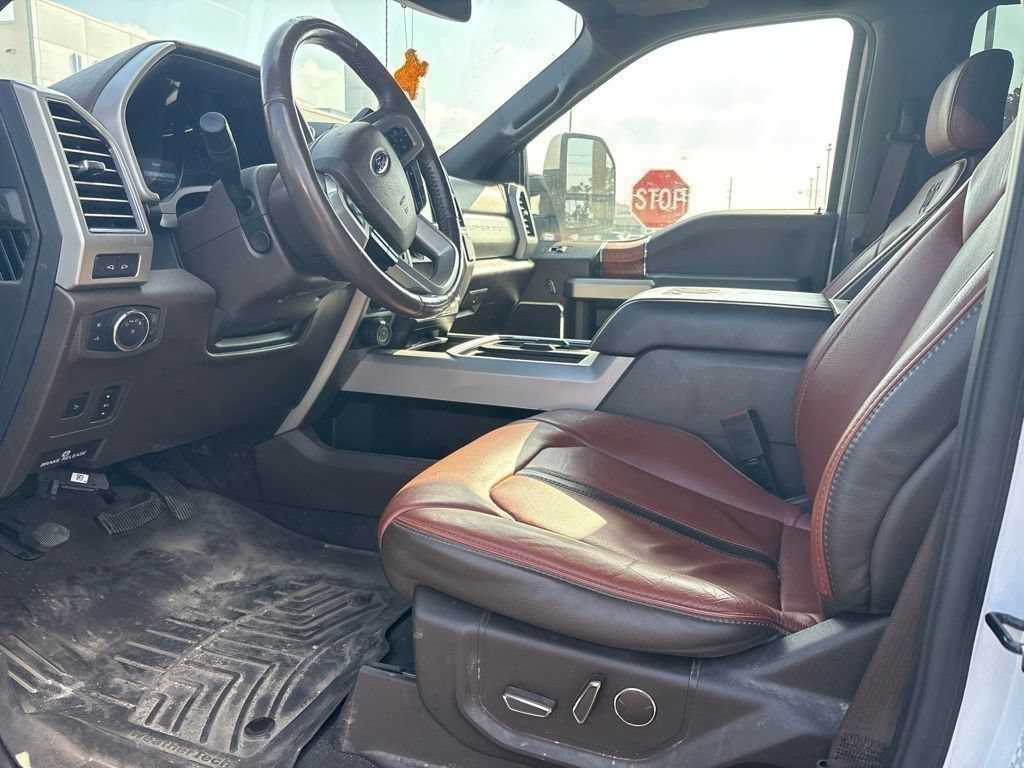 Certified 2020 Ford F250 King Ranch AWD/4WD image 4