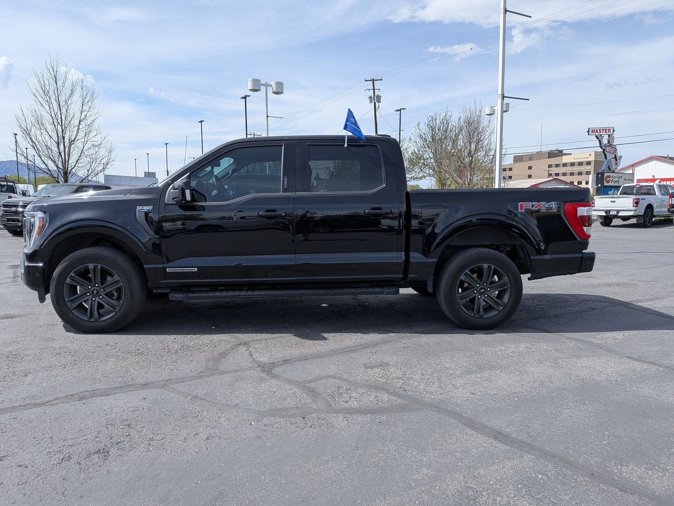 Certified 2021 Ford F150 Lariat w/ Equipment Group 502A High image 9