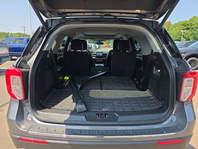 Certified 2022 Ford Explorer Limited w/ Equipment Group 301A AWD/4WD image 16