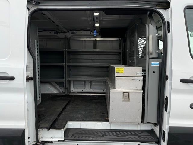 Certified 2019 Ford Transit 150 130 Low Roof image 27