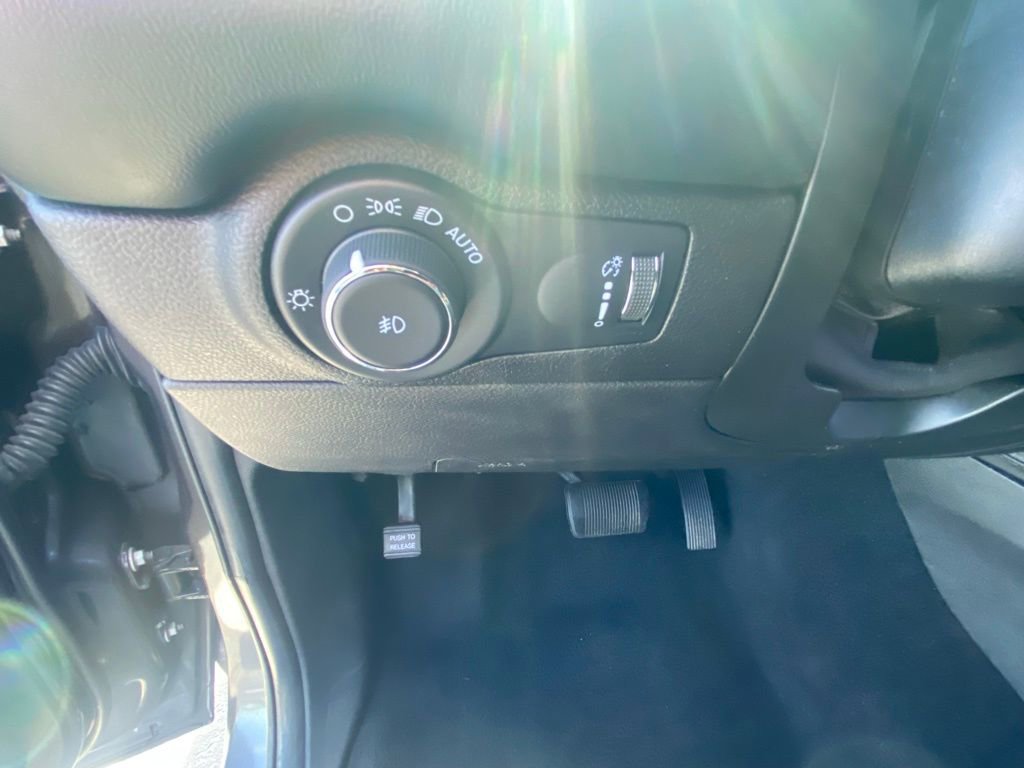 Used 2021 Dodge Durango GT RWD image 12