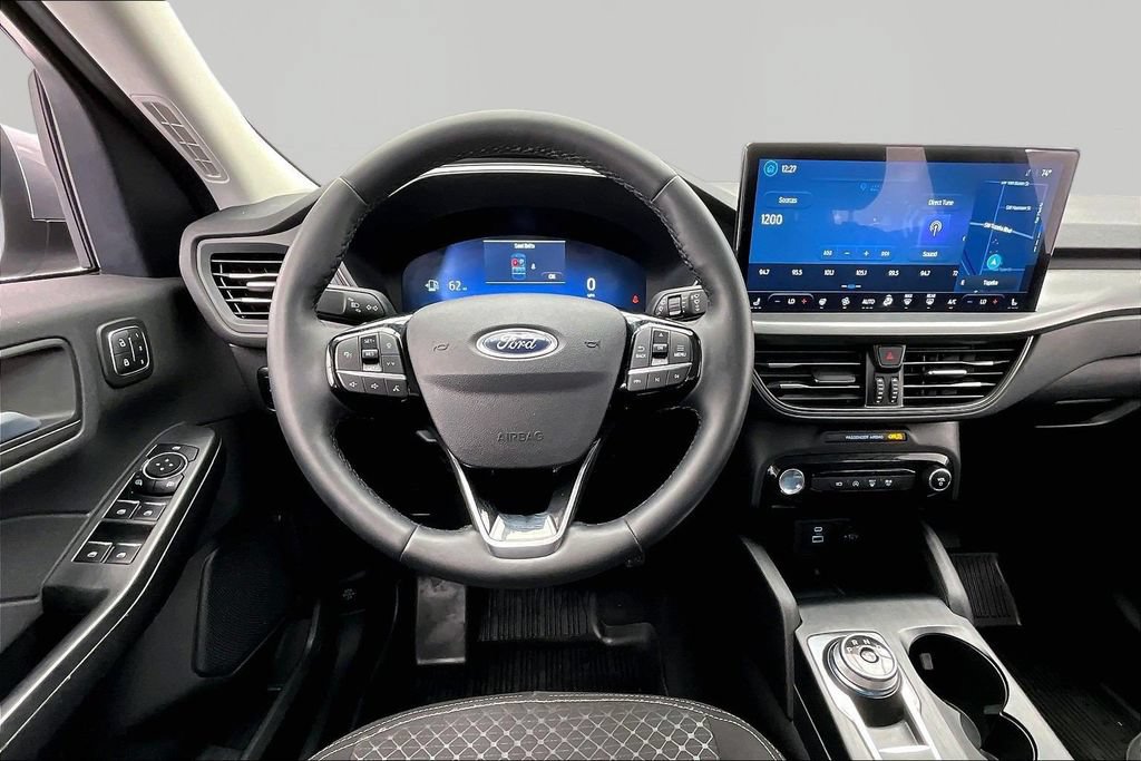 Certified 2023 Ford Escape Active w/ Tech Pack #2 AWD/4WD image 5