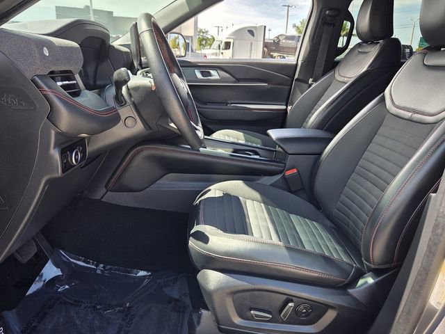 Certified 2025 Ford Explorer ST-Line w/ Premium Package RWD image 12