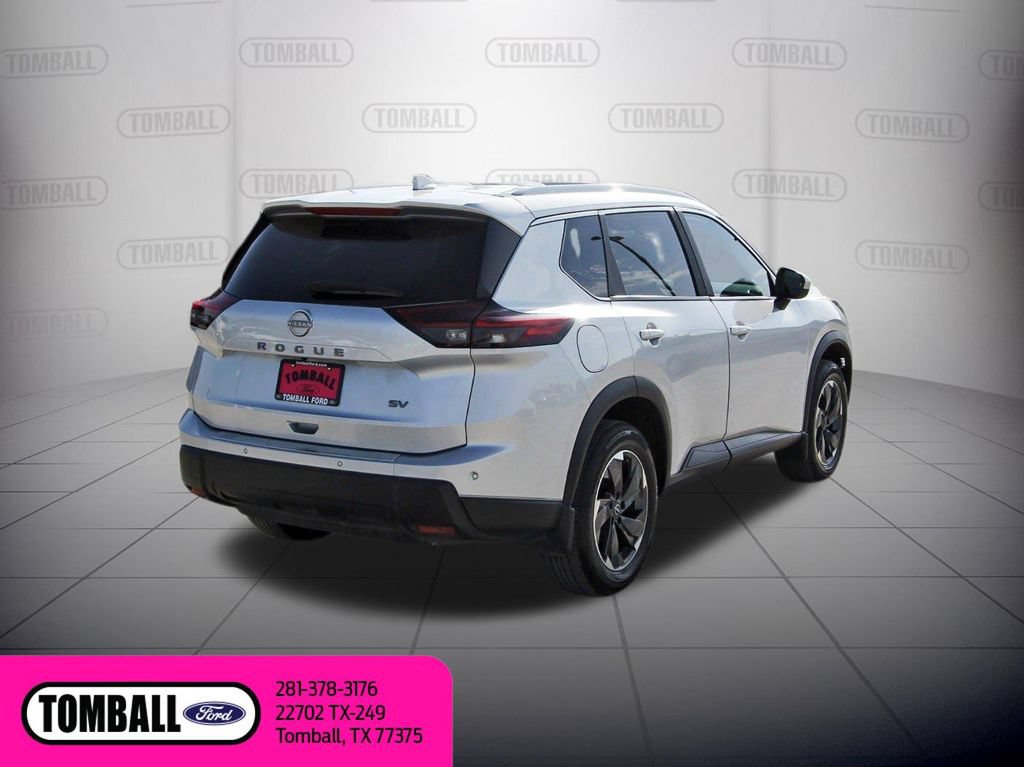 Used 2024 Nissan Rogue SV w/ SV Premium Package FWD image 8