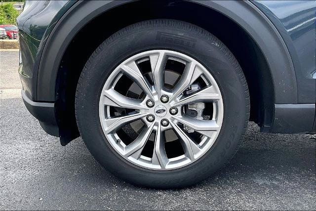 Certified 2023 Ford Explorer Limited w/ Class IV Trailer Tow Package RWD image 9