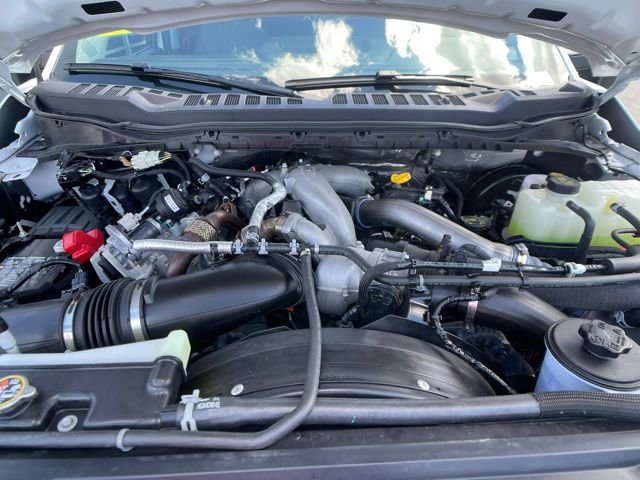 Certified 2025 Ford F250 XLT AWD/4WD image 13