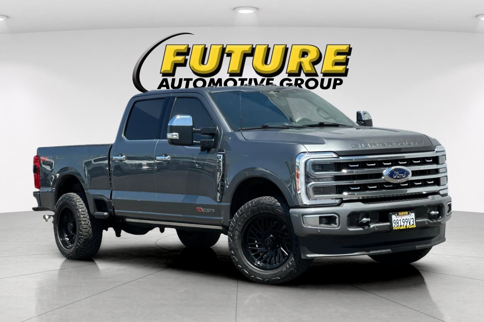 Certified 2023 Ford F250 Platinum AWD/4WD image 1