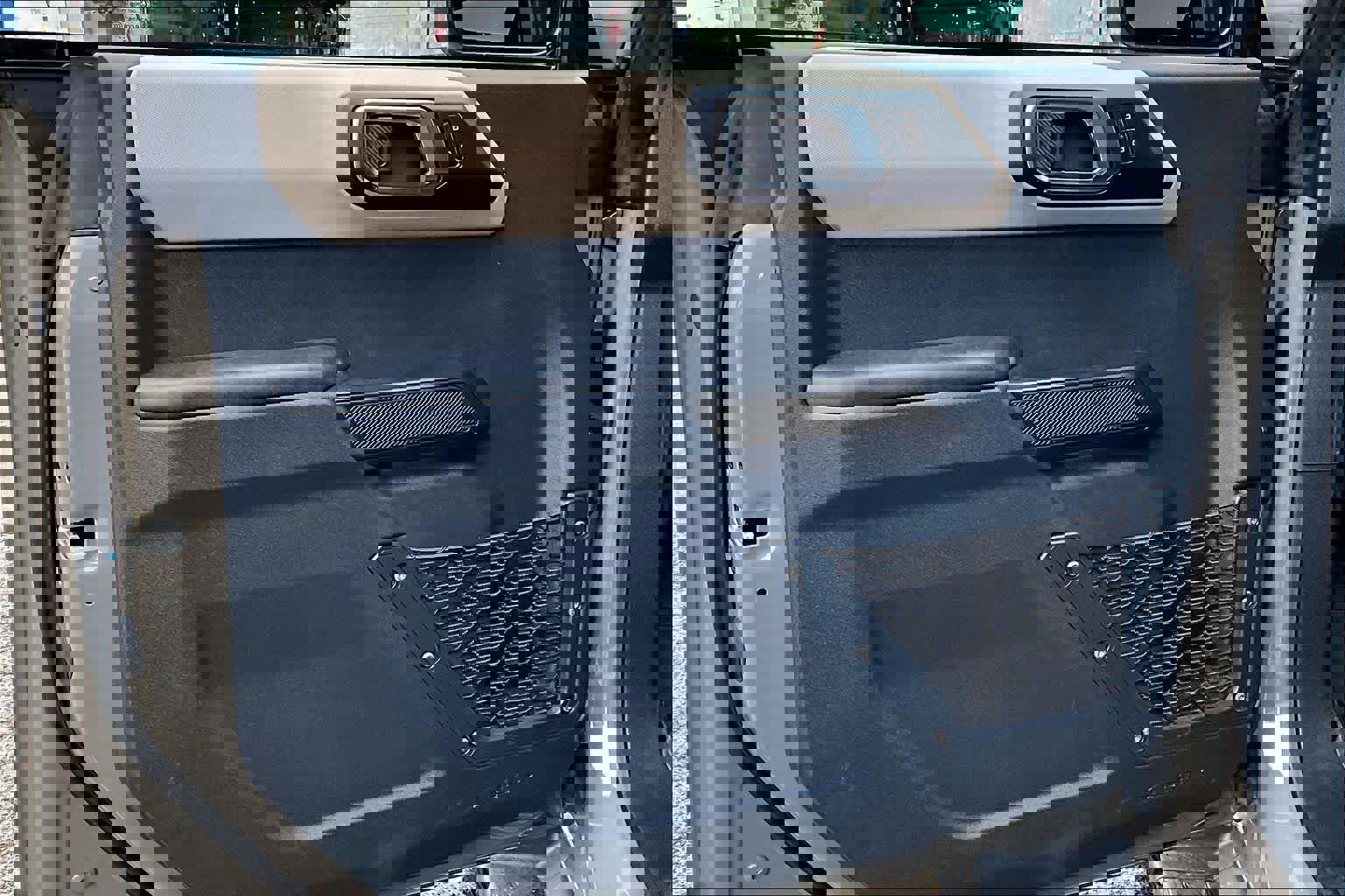 Certified 2025 Ford Bronco Big Bend image 23