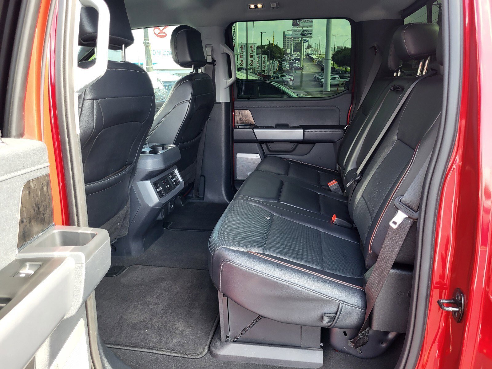 Certified 2024 Ford F250 Lariat w/ Black Appearance Package AWD/4WD image 18