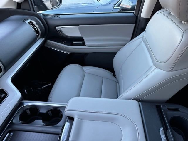 Certified 2025 Ford Expedition Max Active image 32