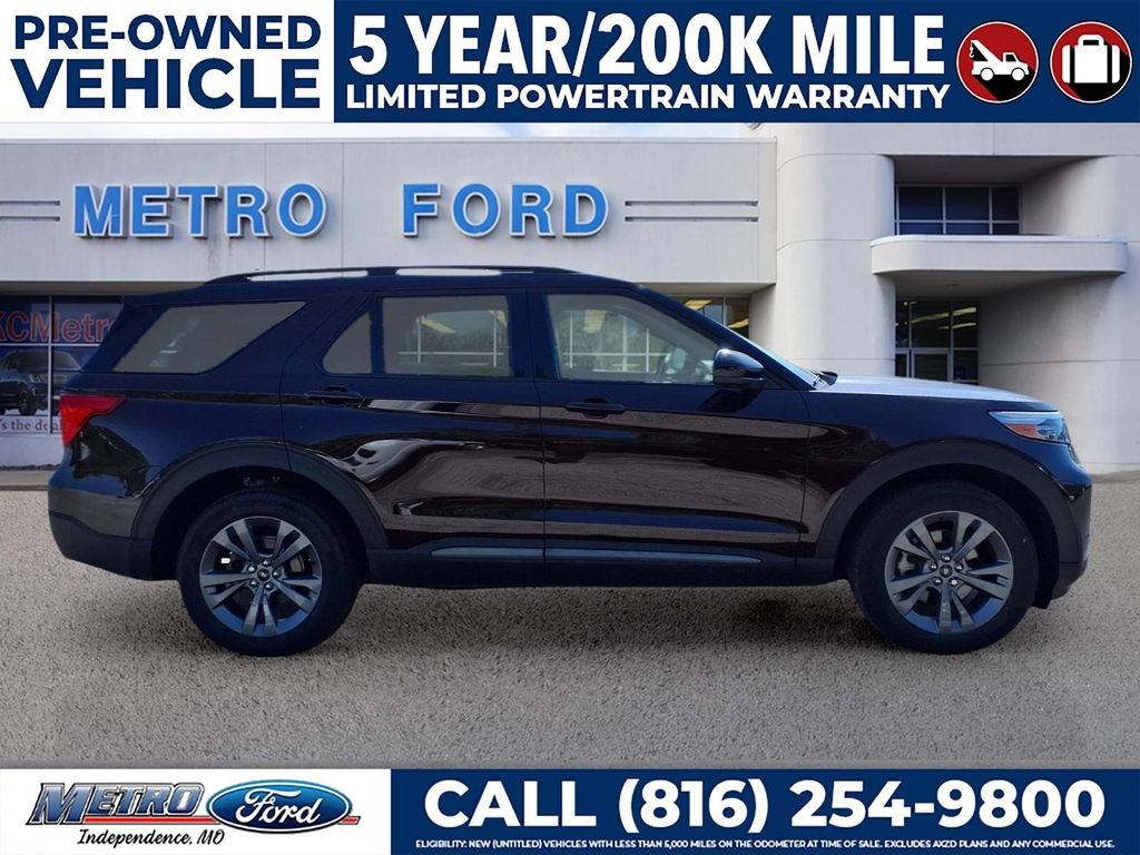 Certified 2023 Ford Explorer XLT w/ Equipment Group 202A AWD/4WD image 2