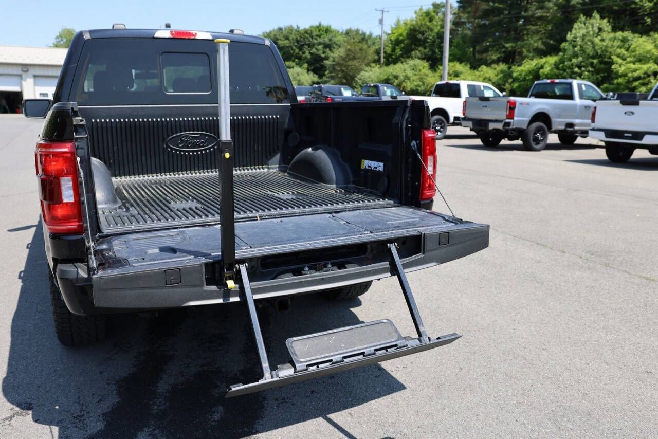 Certified 2022 Ford F150 XLT w/ Equipment Group 302A High image 15