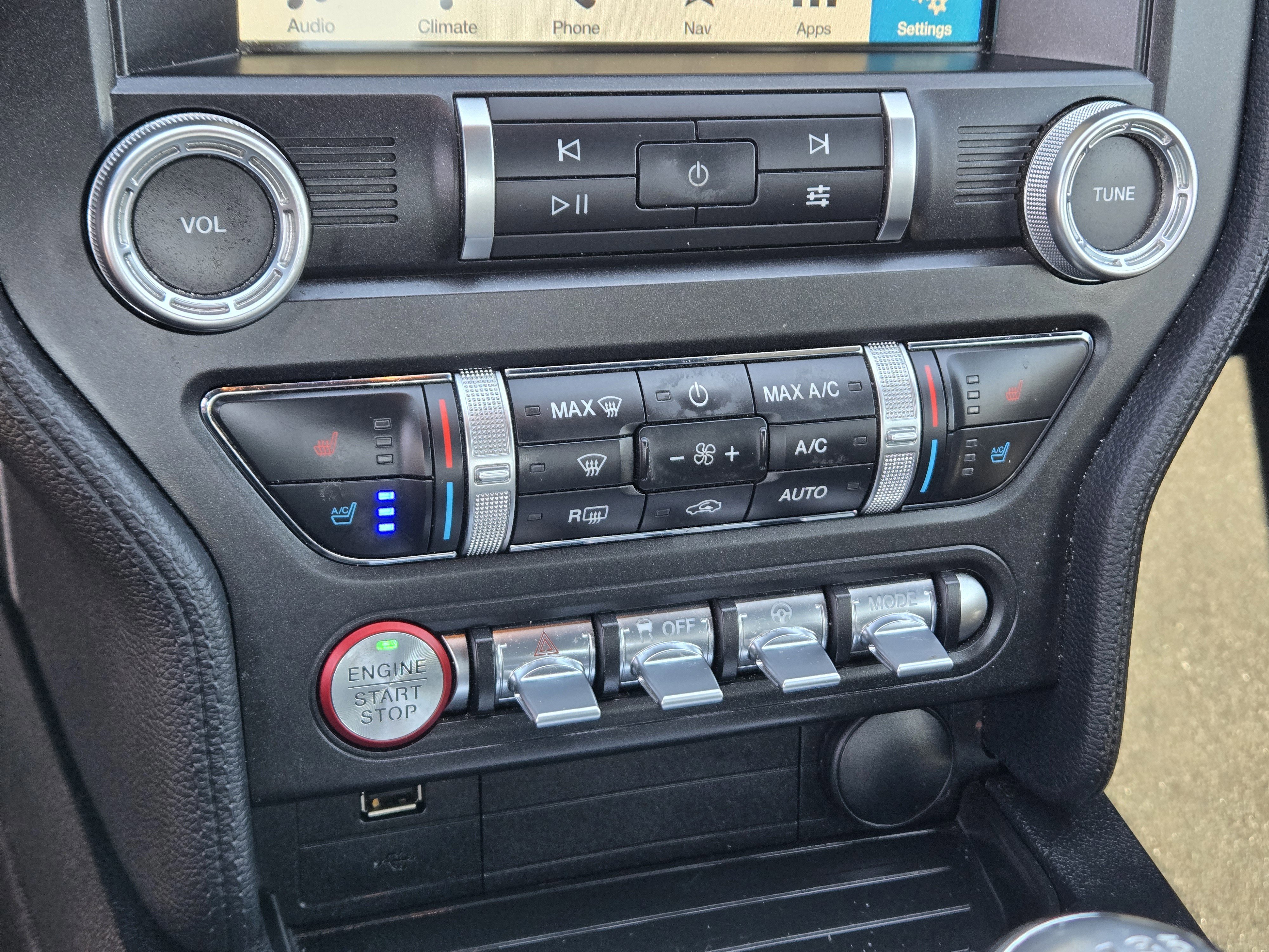 Certified 2019 Ford Mustang GT Premium w/ GT Performance Package image 26