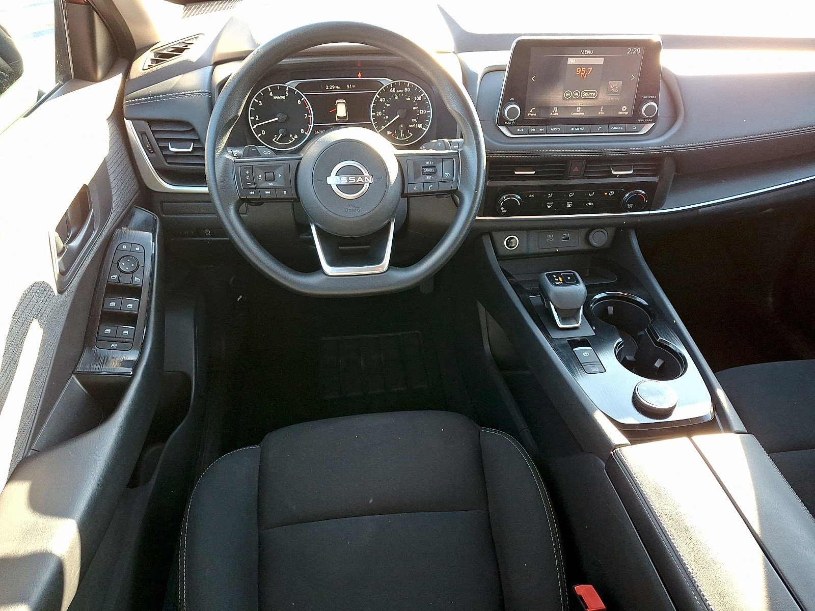 Used 2023 Nissan Rogue S image 10