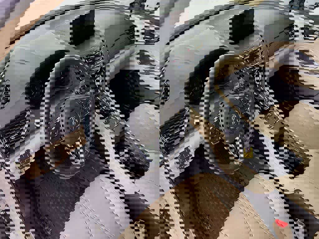 Used 2024 Acura RDX SH-AWD image 2