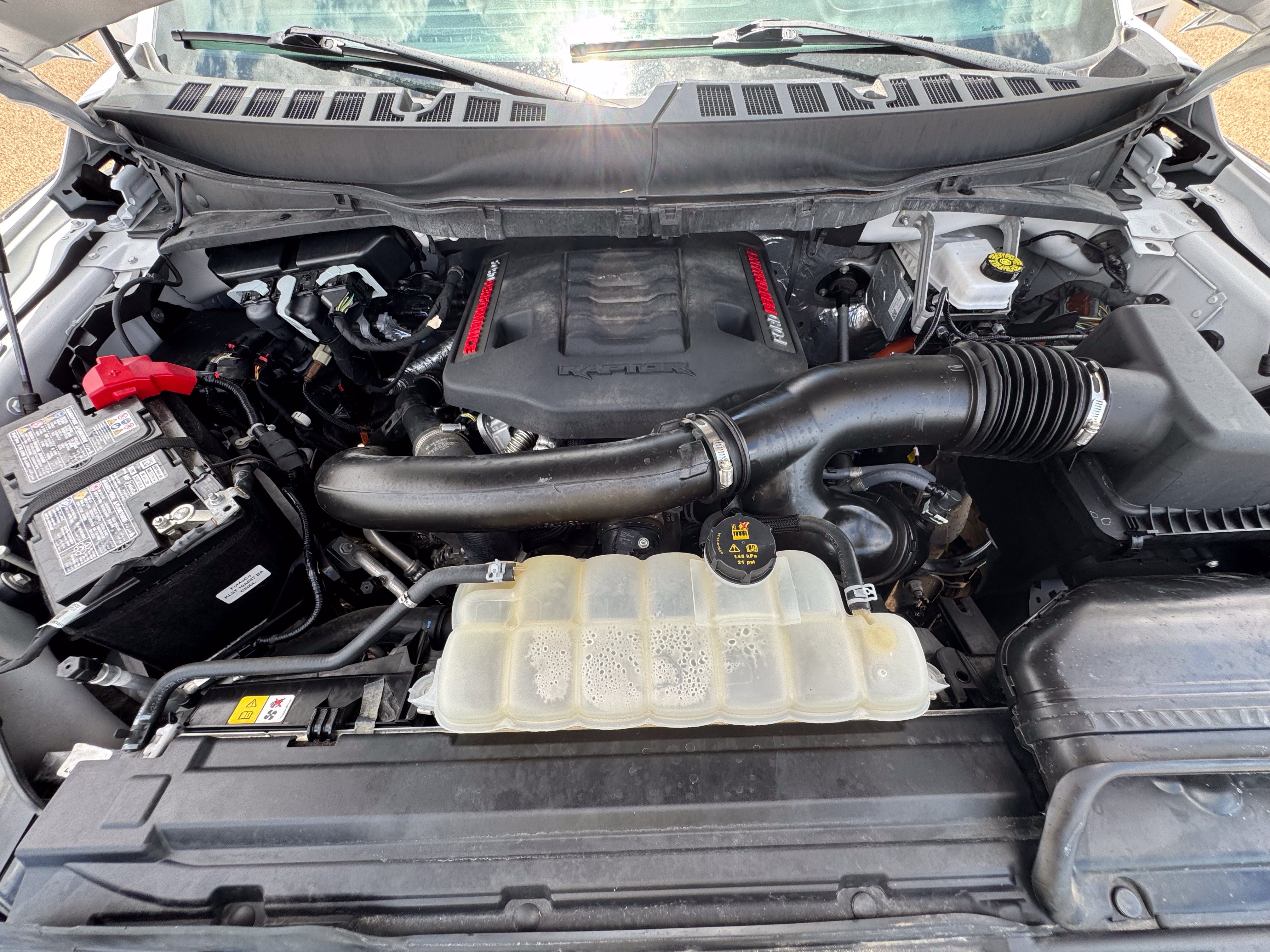 Certified 2025 Ford F150 Raptor AWD/4WD image 17