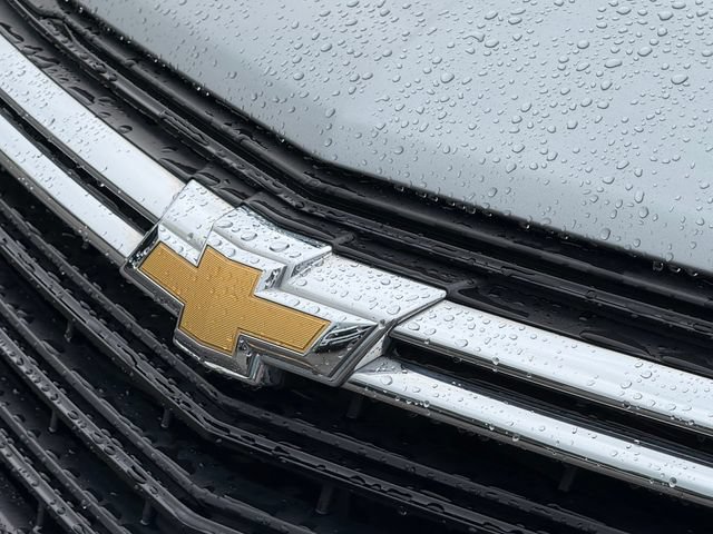 Used 2024 Chevrolet Equinox LT w/ LPO, Floor Liner Package FWD image 24