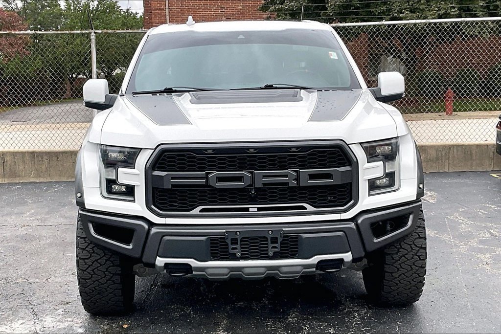 Certified 2019 Ford F150 Raptor w/ Equipment Group 802A Luxury AWD/4WD image 2