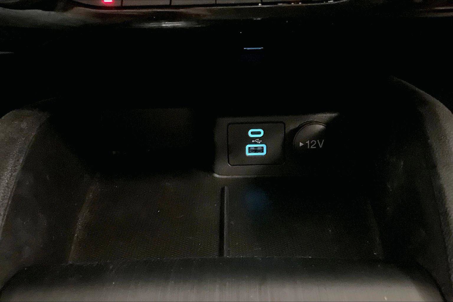 Certified 2022 Ford Escape SE w/ Convenience Package image 31