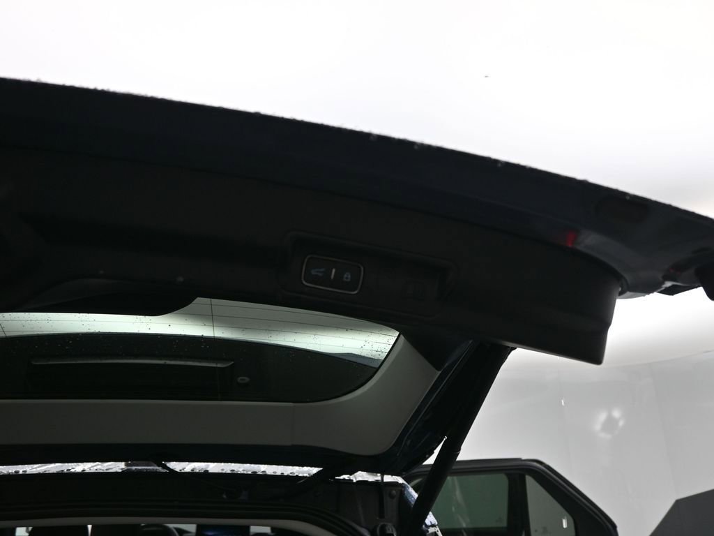 Certified 2025 Ford Explorer Active image 22