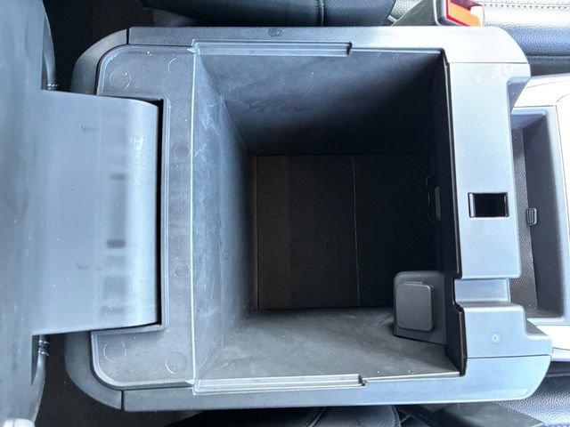 Certified 2023 Ford Explorer Limited w/ Equipment Group 301A image 7