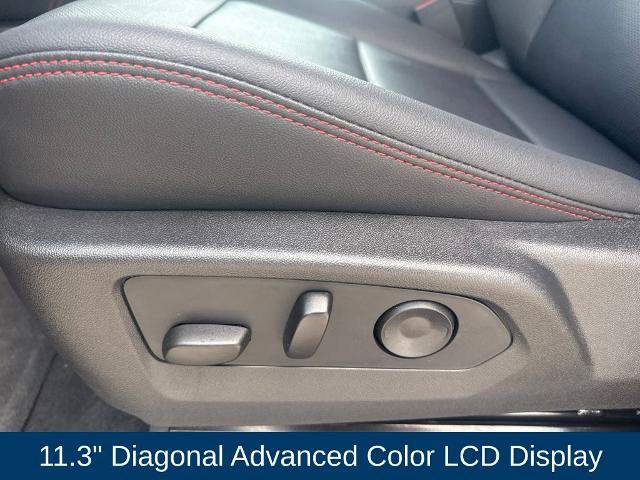 Used 2026 Chevrolet Colorado Z71 w/ Technology Package AWD/4WD image 12