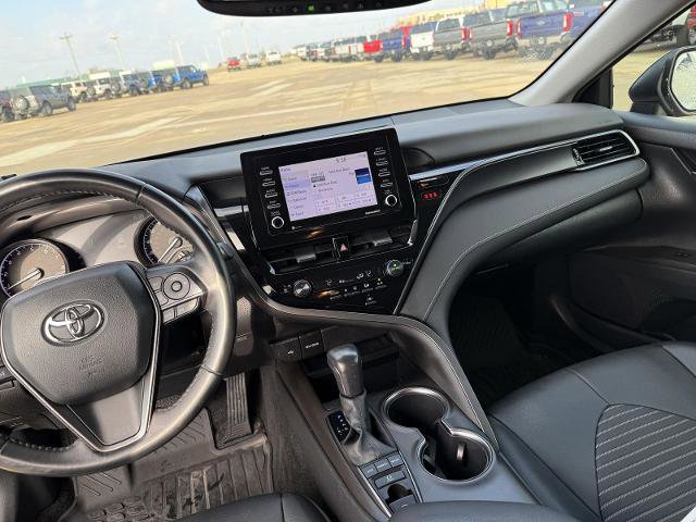 Used 2022 Toyota Camry SE w/ Convenience Package image 24