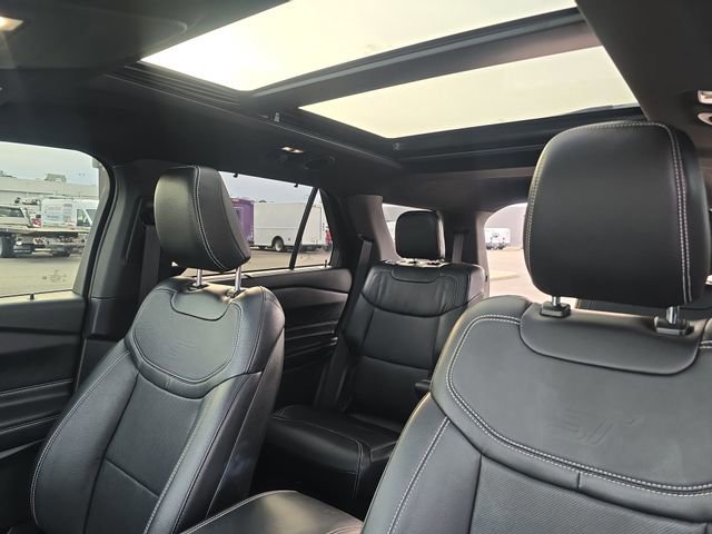 Certified 2020 Ford Explorer ST w/ ST Street Pack image 23