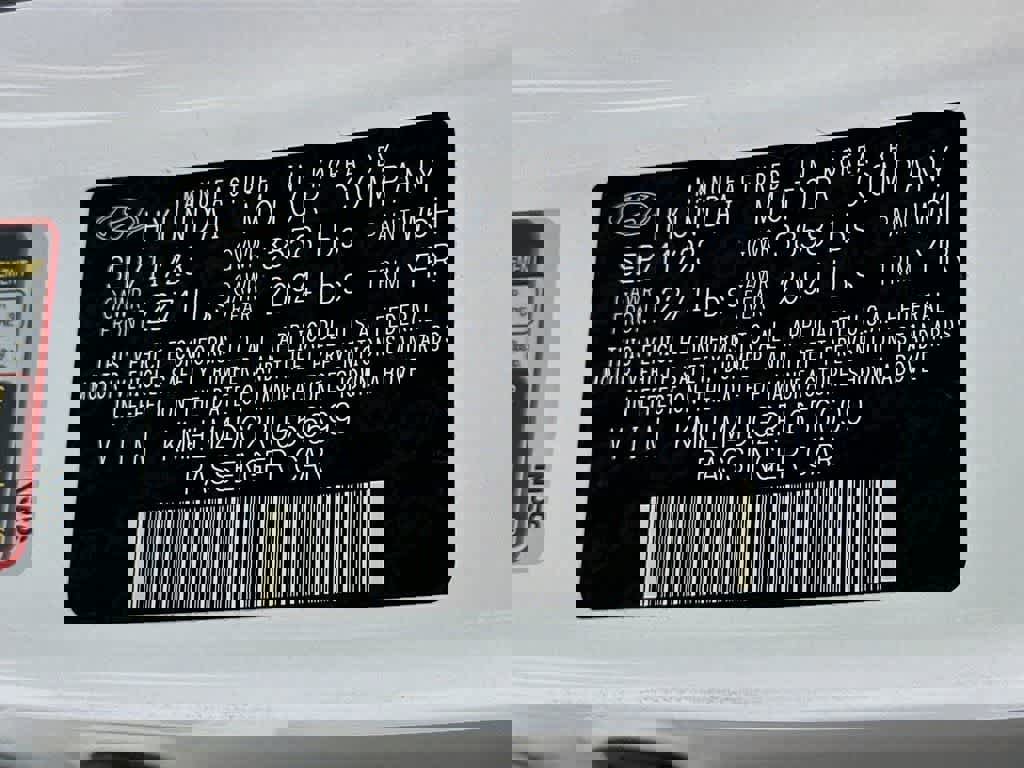 Used 2024 Hyundai Elantra SEL image 24