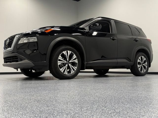 Used 2023 Nissan Rogue SV AWD/4WD image 5