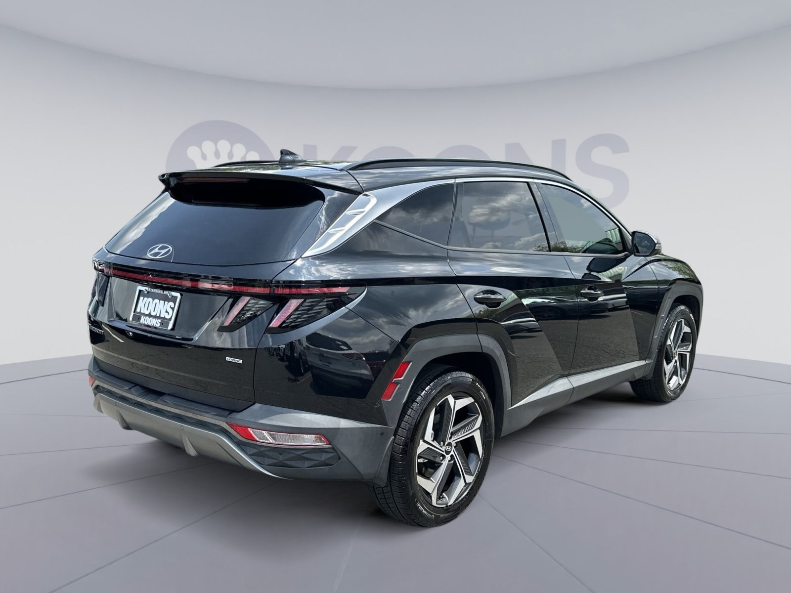 Used 2022 Hyundai Tucson Limited w/ Cargo Package AWD/4WD image 11
