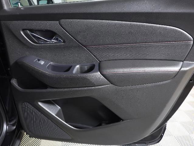 Used 2022 Chevrolet Traverse RS image 33