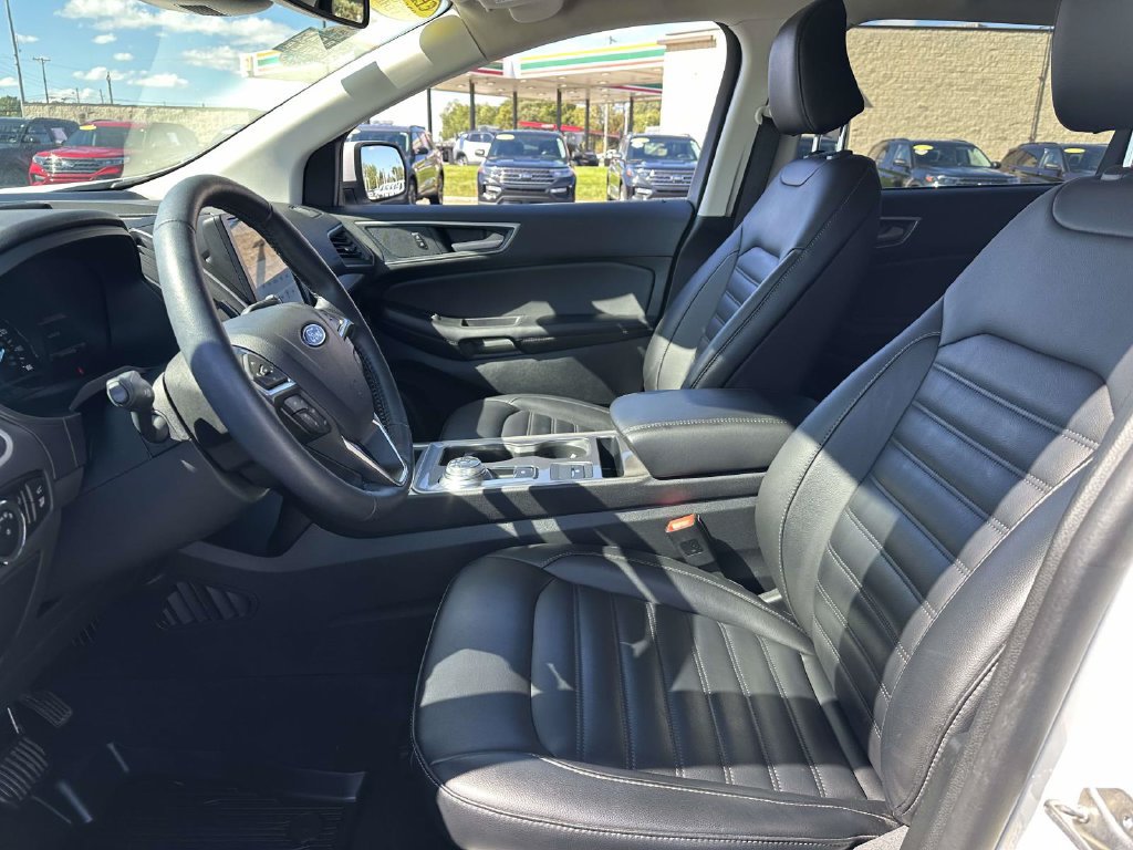 Certified 2024 Ford Edge SEL w/ Convenience Package AWD/4WD image 10