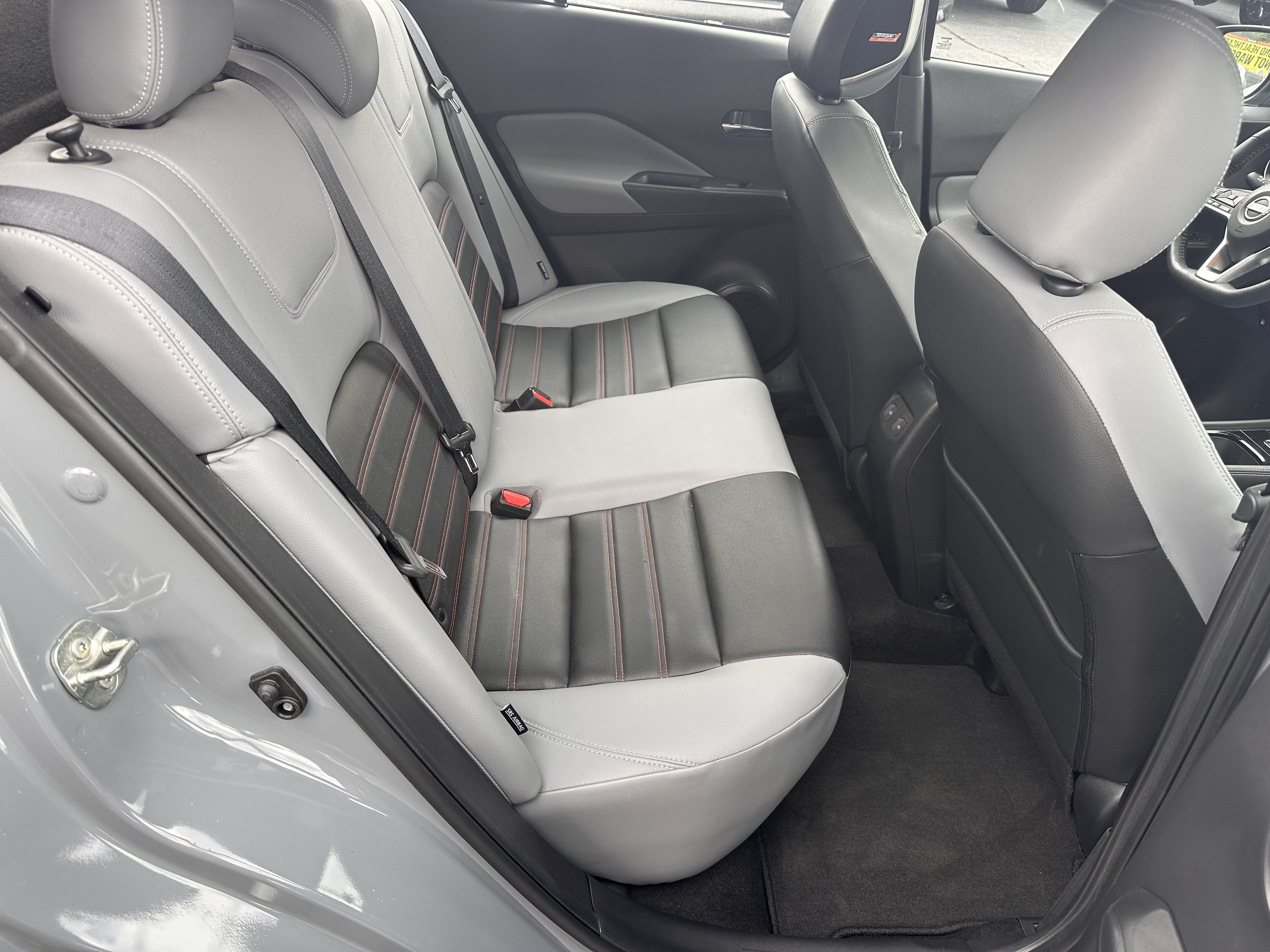 Used 2022 Nissan Kicks SR w/ Premium Package FWD image 16
