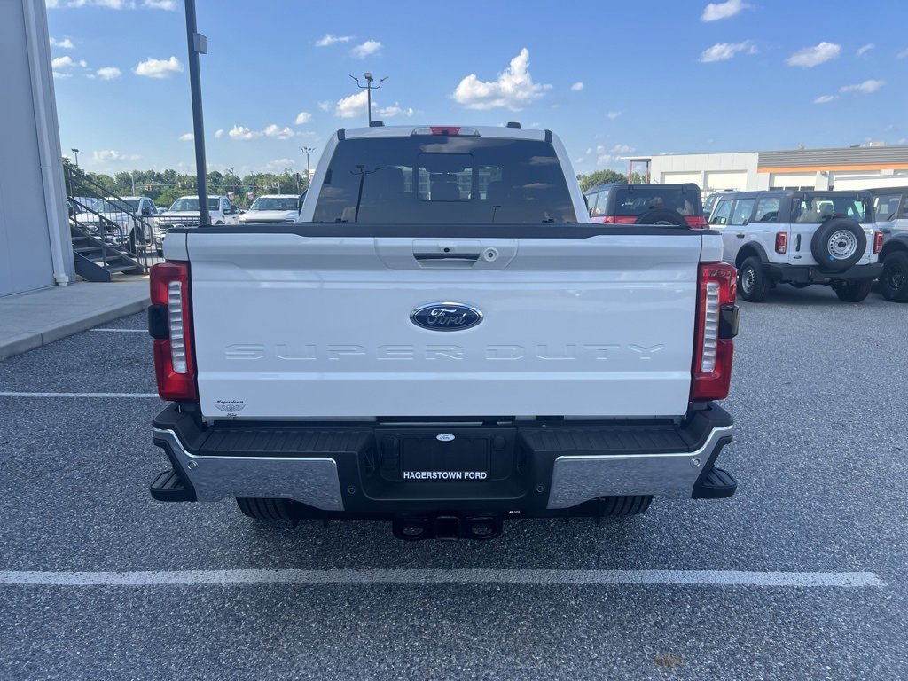 Certified 2024 Ford F250 Lariat w/ Lariat Ultimate Package image 4