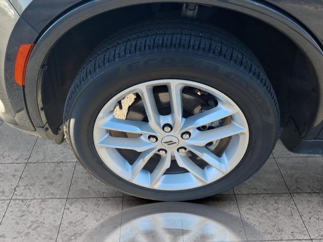 Used 2025 Dodge Durango GT AWD/4WD image 6
