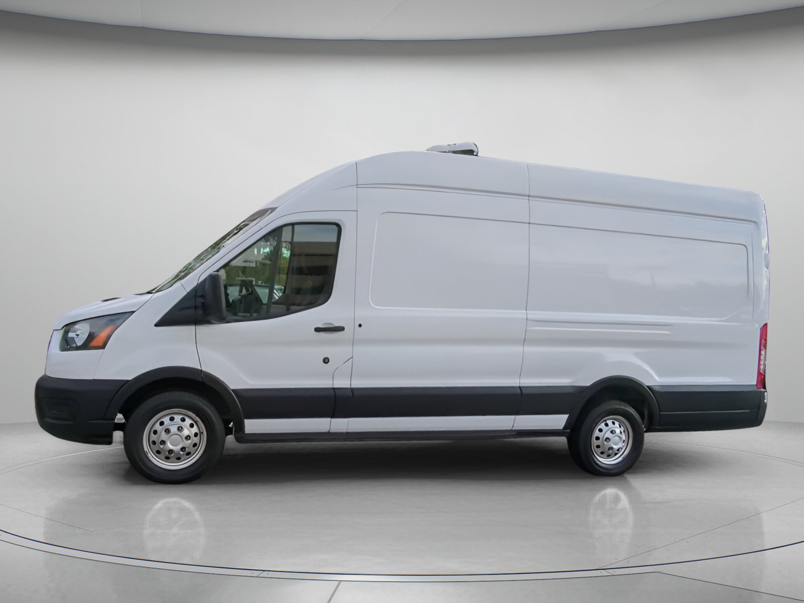 Certified 2022 Ford Transit 250 148 High Roof Extended AWD w/ Load Area Protection Package image 15
