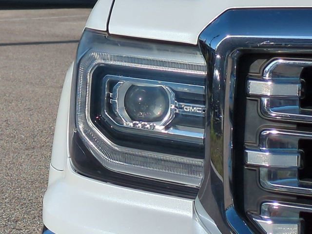 Used 2018 GMC Sierra 1500 SLT w/ Enhanced Driver Alert Package RWD image 10