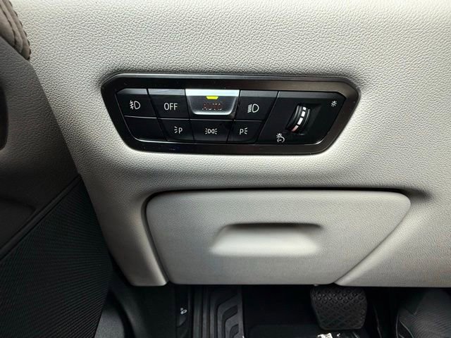Used 2019 BMW X5 xDrive40i w/ Premium Package 2 AWD/4WD image 33