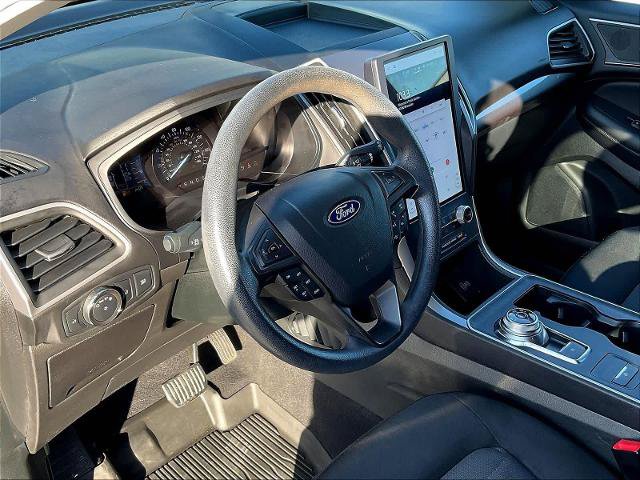 Certified 2022 Ford Edge SE w/ Black Appearance Package AWD/4WD image 18