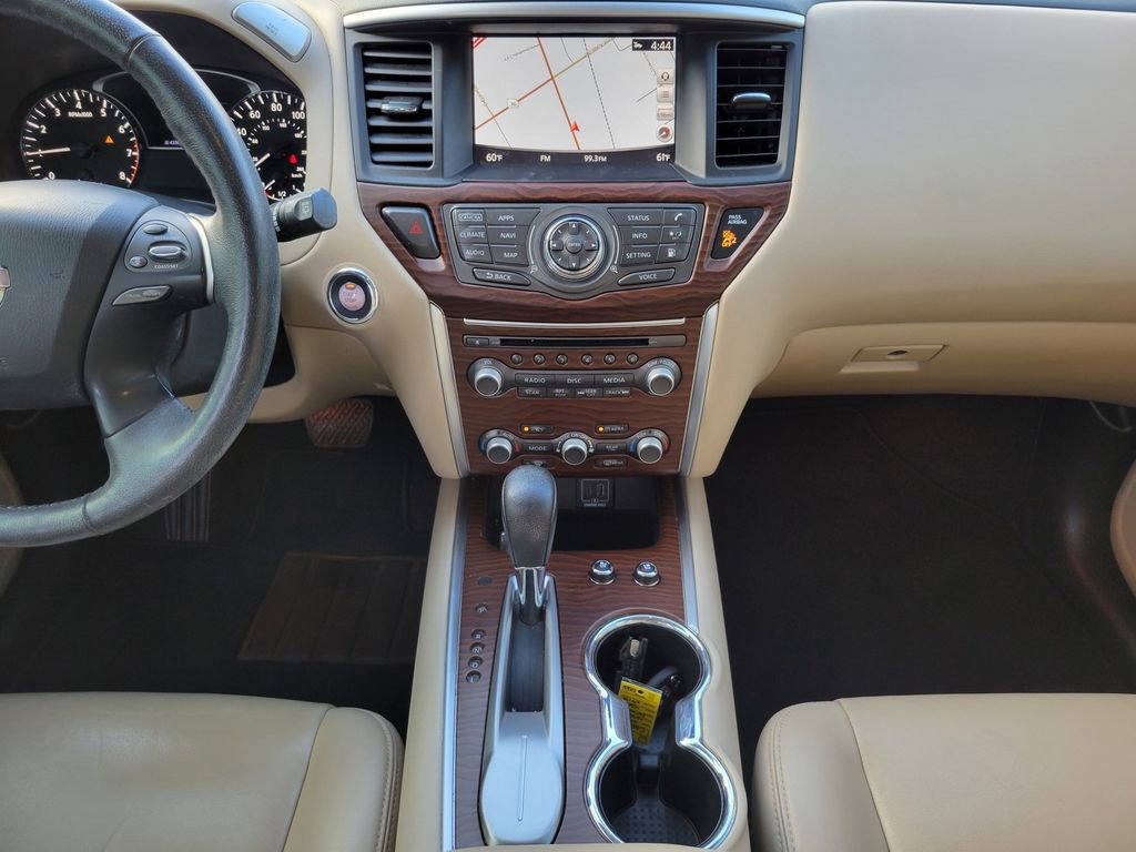 Used 2020 Nissan Pathfinder Platinum w/ Cargo Package image 20