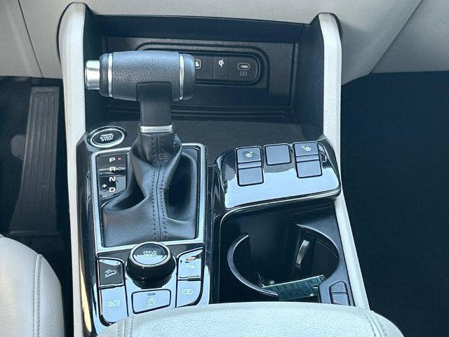 Used 2023 Kia Sportage EX FWD image 16