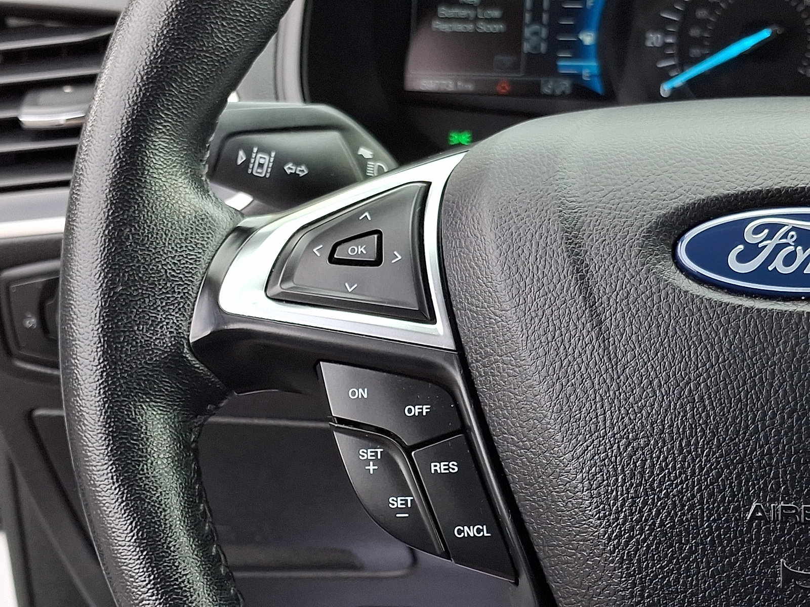 Certified 2024 Ford Edge SEL AWD/4WD image 21