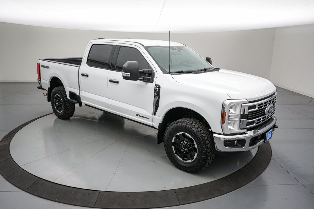 Certified 2026 Ford F250 XLT w/ Tremor Off-Road Package AWD/4WD image 2