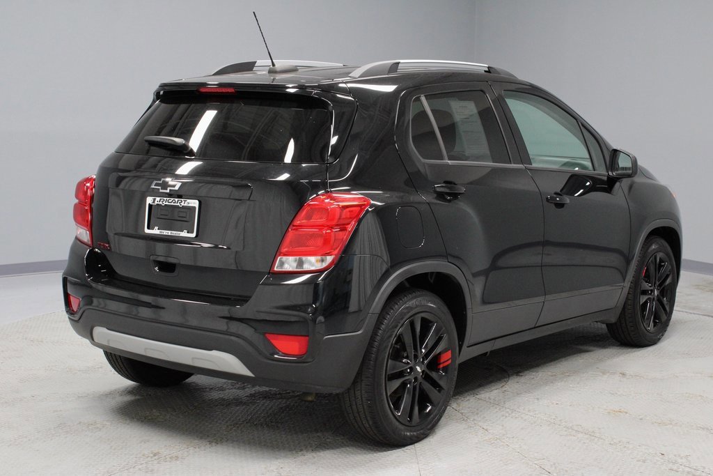 Used 2020 Chevrolet Trax LT w/ Redline Edition image 5