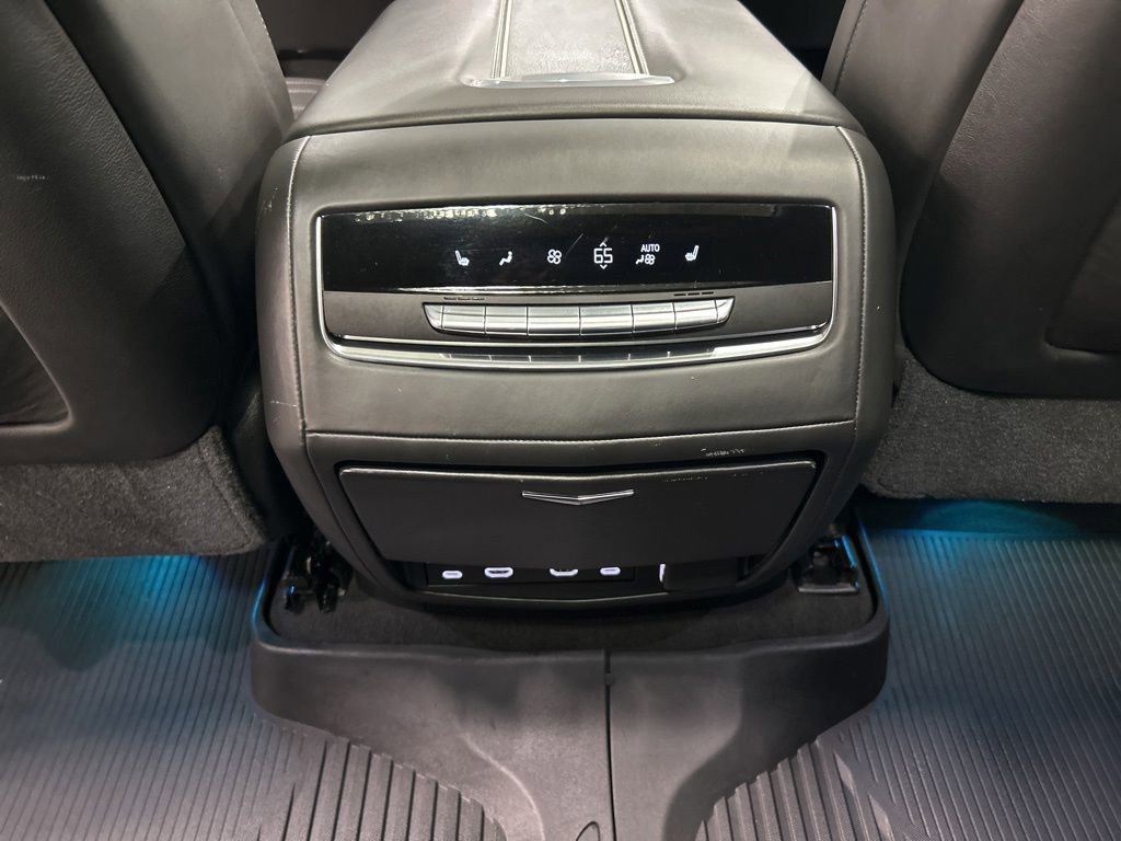 Used 2021 Cadillac Escalade Sport Platinum AWD/4WD image 30