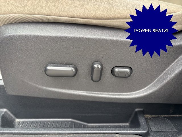 Certified 2017 Ford Escape Titanium w/ Equipment Group 301A image 13