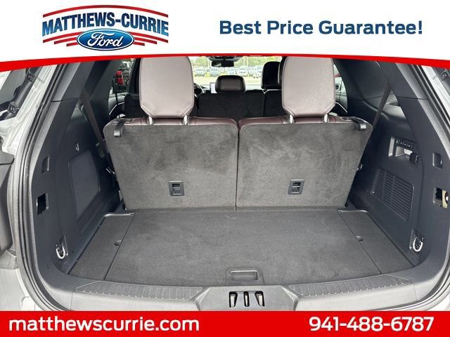 Certified 2025 Ford Explorer Platinum image 14