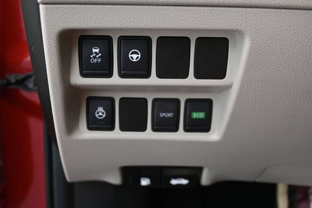 Used 2020 Nissan Rogue Sport SV w/ Technology Package FWD image 14